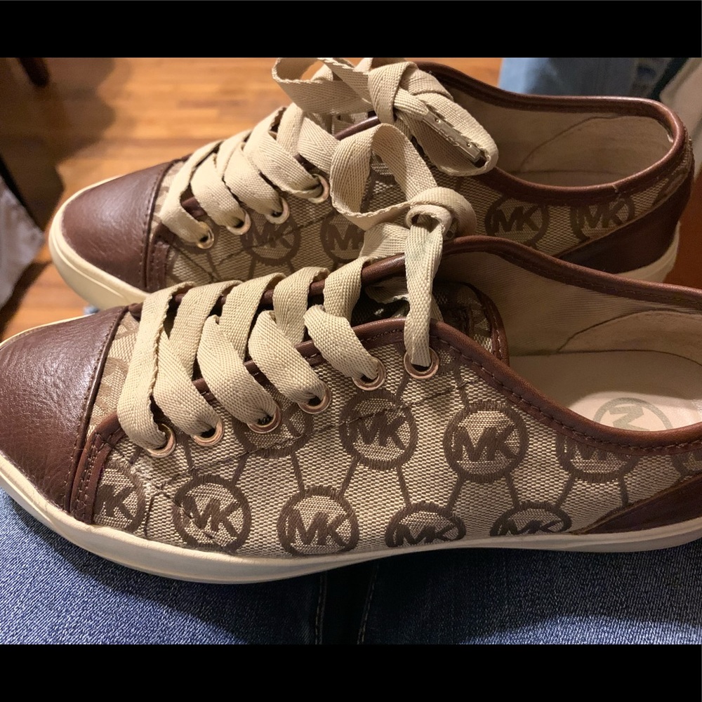 Michael Kors Shoes Size 7 Brand New